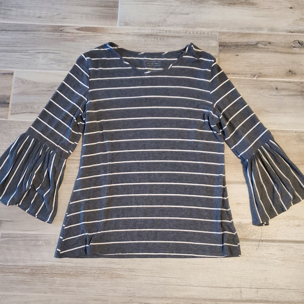Van Heusen Women’s 3/4 Ruffled Bell Sleeve Striped Knit Top Small Gray White USA